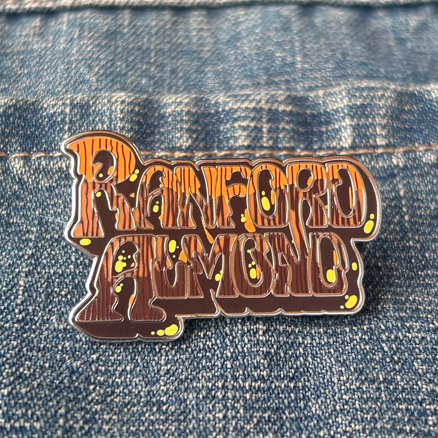 "Wood Grain" Pin